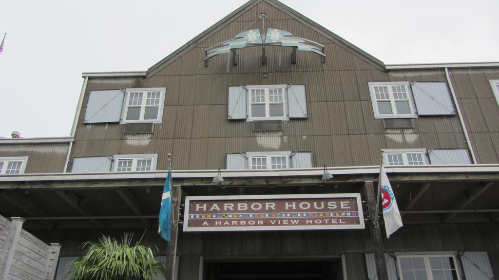 Harbor House Hotel And Marina Galveston Exterior foto